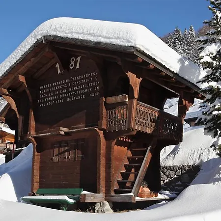 בקתה Chalet Diana